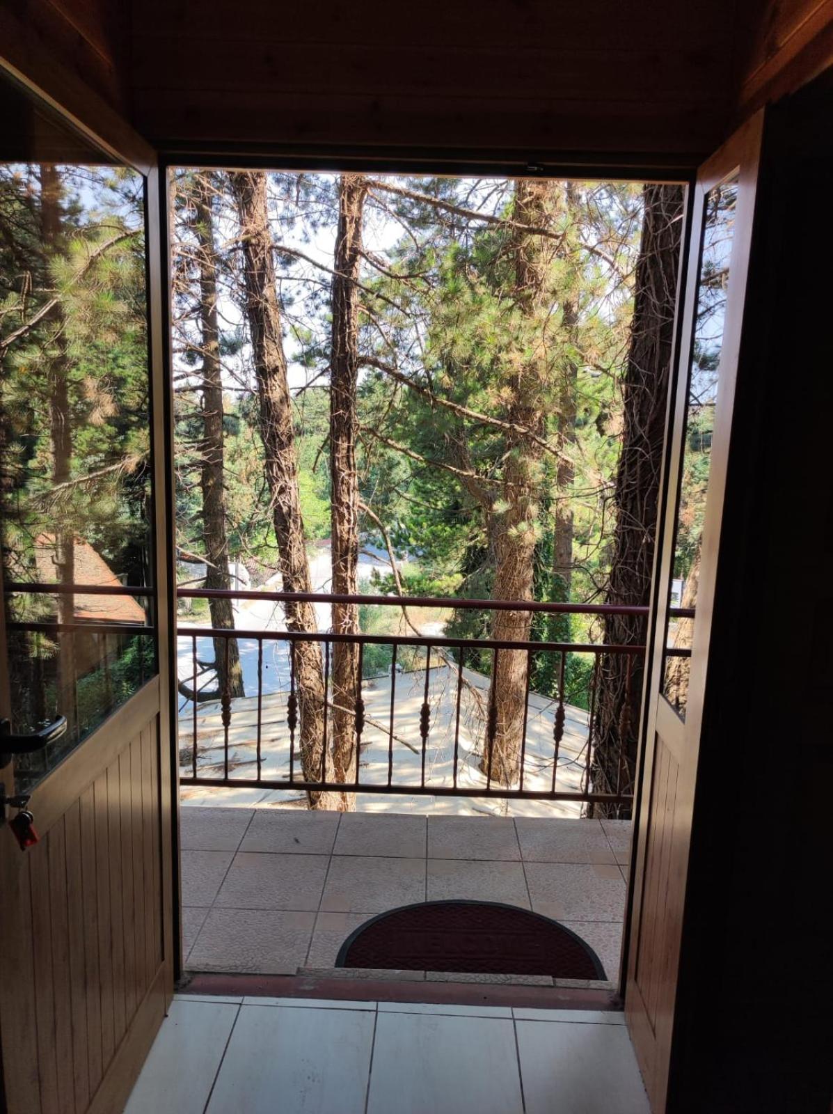 Hotel Toni Llogora Dukat Bagian luar foto